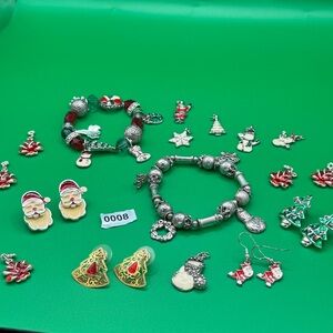 Festive Christmas Charm Bracelet, Pendant and Earring Set. 0008